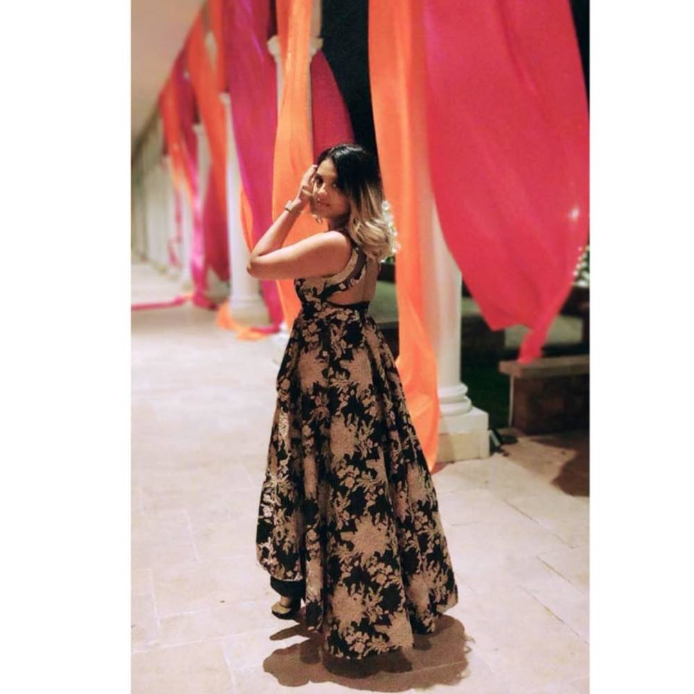 Meet your Posher, Vanessa